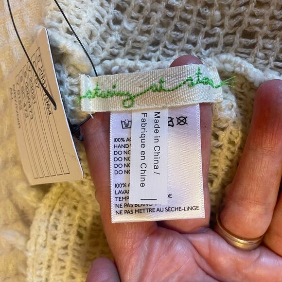 NWT Staring at Stars Anthropologie Loose Knit Ivory Cozy Chunky Infinity Scarf - Picture 7 of 12